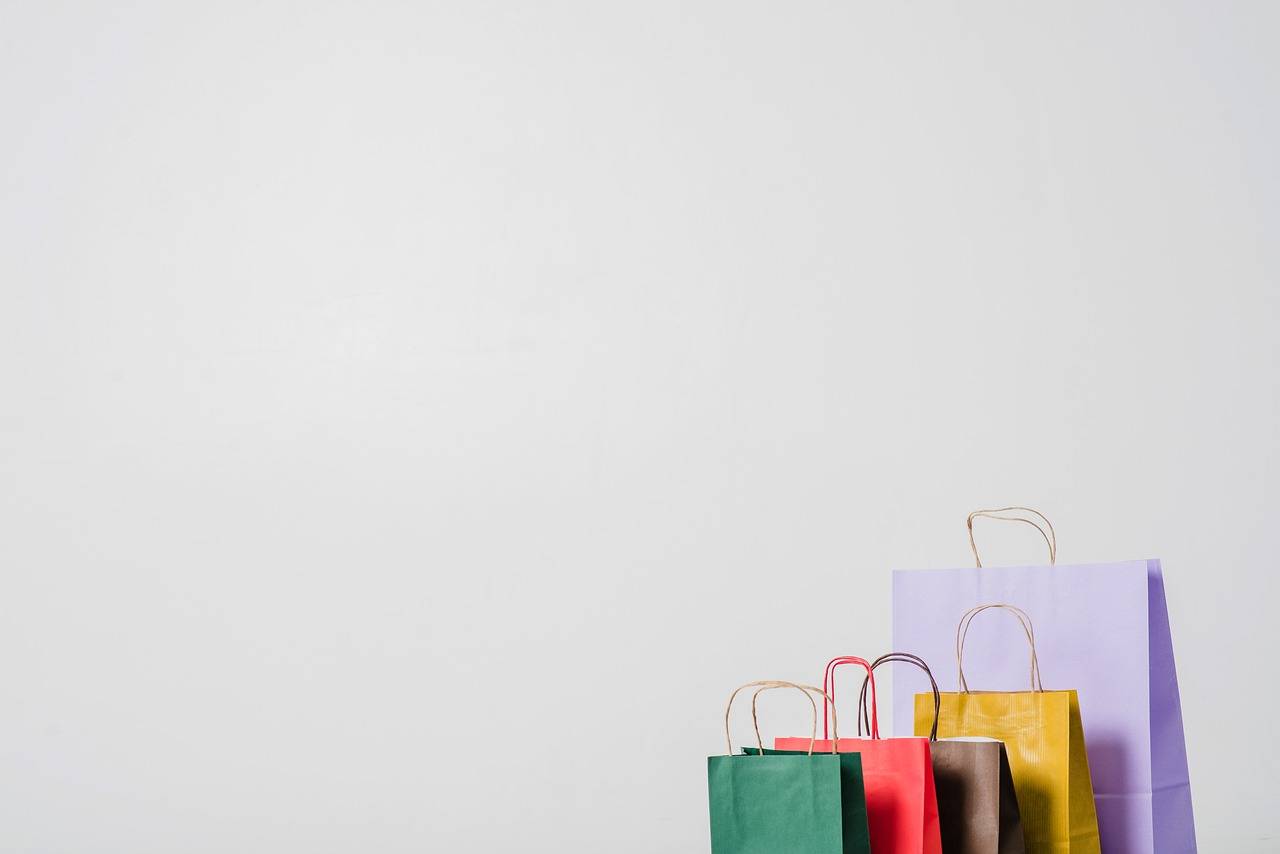 Exploring the World of Online Auctions and Bidding