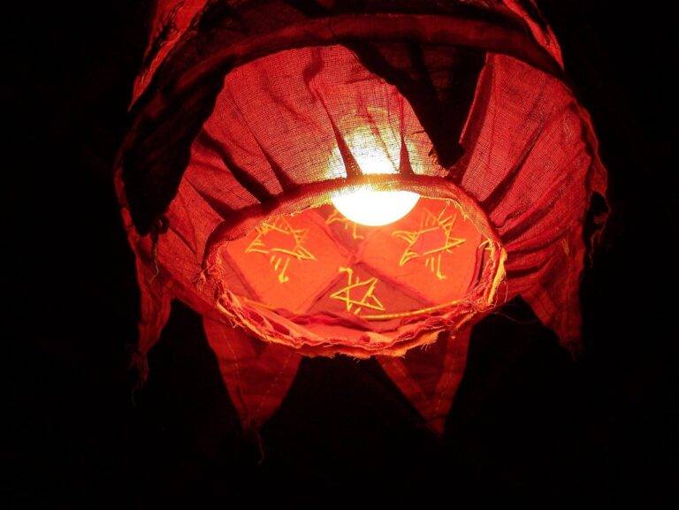 The Impact of Political Campaign Rhetoric on Political Campaign Narratives