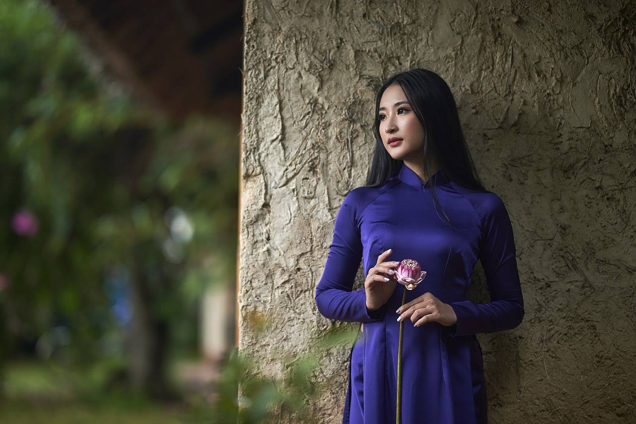 Trends in Fashion Accessories: Belts, Hats, and Beyond